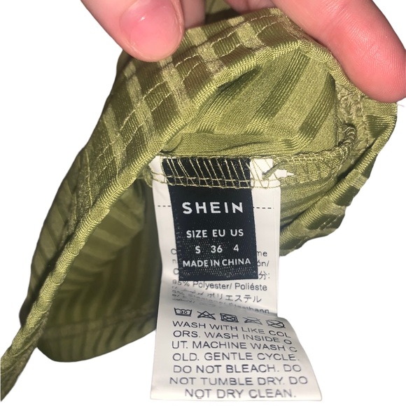 Green Shein Tank top - Picture 2 of 2
